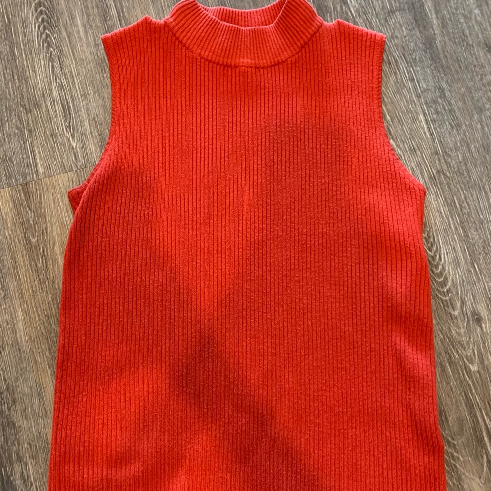 Red Muscle Top